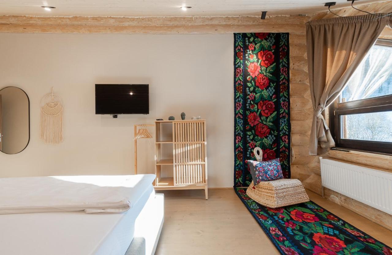Casa Din Vale Hotell Sacuieu Eksteriør bilde