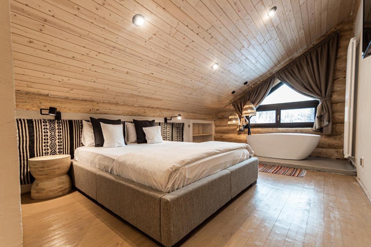 Casa Din Vale Hotell Sacuieu Eksteriør bilde