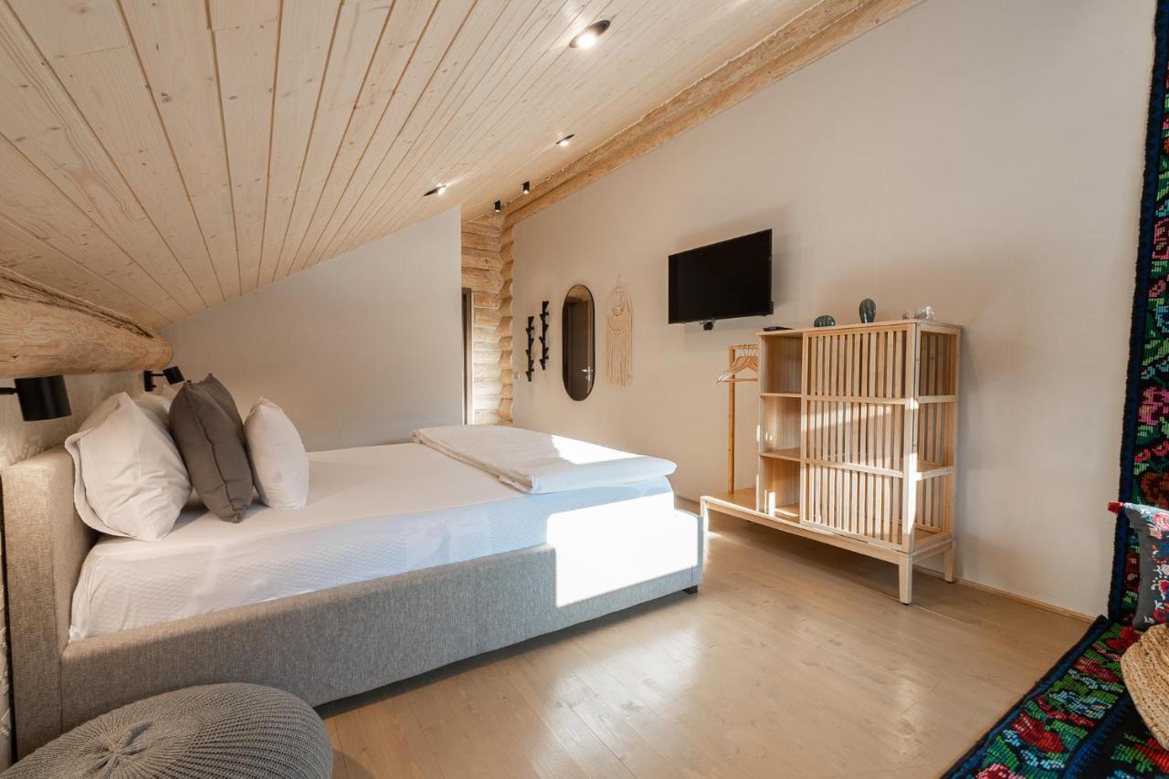 Casa Din Vale Hotell Sacuieu Eksteriør bilde
