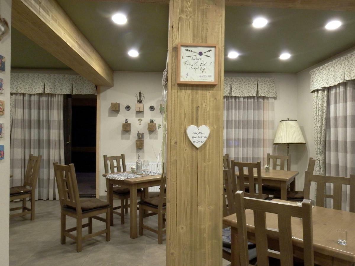 Casa Din Vale Hotell Sacuieu Eksteriør bilde